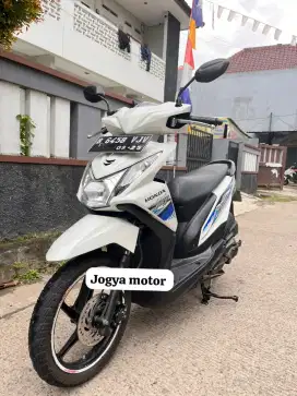Honda beat fi tahun 2014 cash