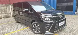 [OLXMOBBI] DP RENDAH Toyota Voxy 2.0 Bensin-AT 2019 JTUMQI