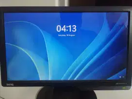 Monitor BenQ senseye*3 16 Inch nyala normal.