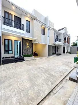 Rumah Siap huni Dalam Cluster dekat Pintu Toll Depok
