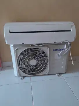 Jual ac samsung 1/2 PK gres secon rasa baru belum lama pakai