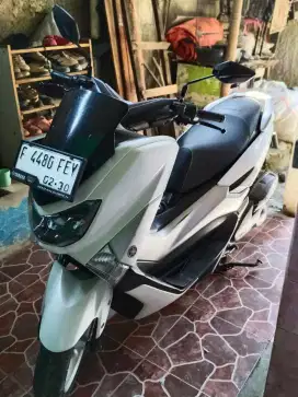 Yamaha NMAX tahun 2020. Warna putih lengkap