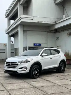 KM 46 RIBU LOW! HUNDAI TUCSON 2.0 XG CRDI SOLAR AT 2017 / 2018 CRV
