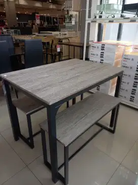 Set meja makan lyman