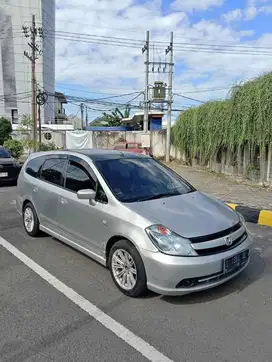 Dijual CEPAT Honda Stream
