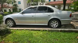 BMW e39 520i 2002 Bensin
