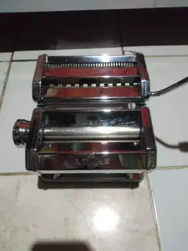 Alat buat kue  stik,molen dan lain2