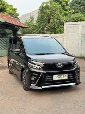 VOXY 2018 KM ANTIK 23 RIBU