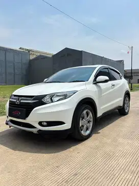 Honda HRV 1.5 E CVT 2017 Automatic ( Putih Metalik )