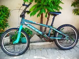 SEPEDA PACIFIC ukuran 20 rem baru