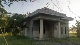 Dijual tanah dan rumah