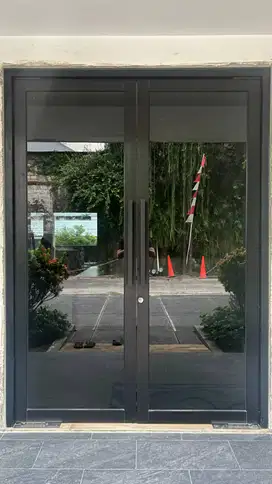 Pintu Floorhing Aluminium – Elegan,Mewah & Kokoh | Toko Anugrah Jaya