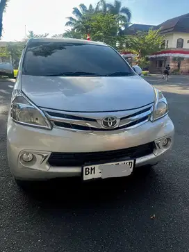 MOBIL AVANZA 1.5 g manual 2014 plat PEKANBARU