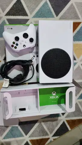 Xbox series s 1tb white series
