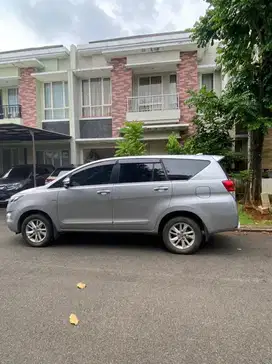 Toyota innova type Q AT 2016 (silver)