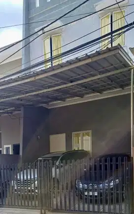 Jual Rumah Minimalis 6x15m2 Kompleks Belakang MKG