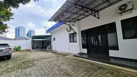 Harga NJOP ! Rumah cocok di jadikan kantor & usaha, JL.Raya Jatinegara