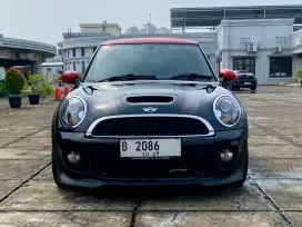 Mini cooper JCW 1.6 AT. Tahun 2013  hitam. Low km. Perfect cond