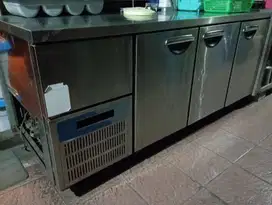 Counter Chiller 3 Pintu 180x80x70