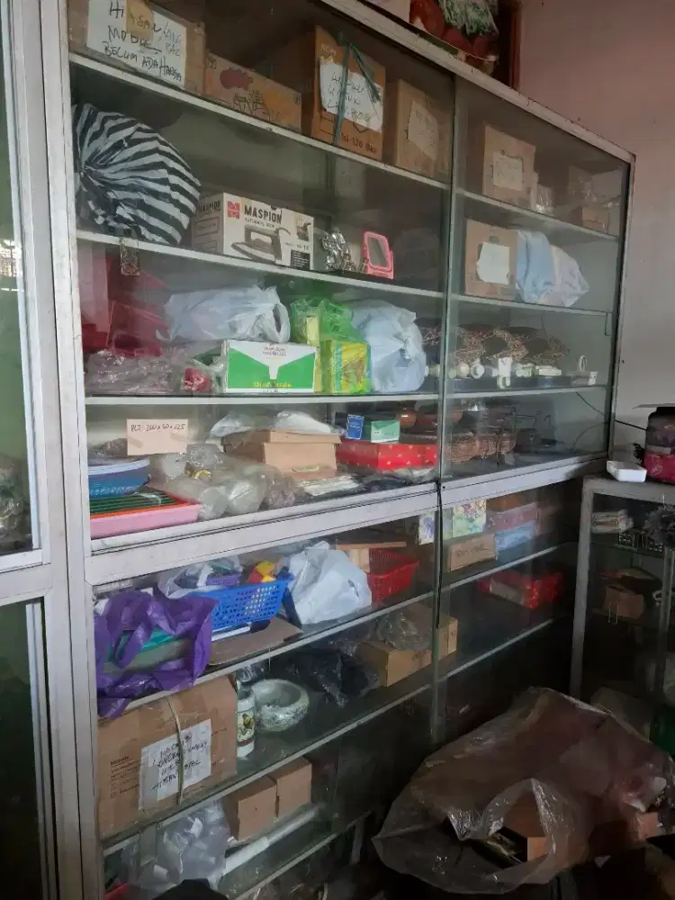 Jual Etalase Kaca