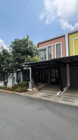 Rumah 3 Kamar Ada Kanopi ROW Jalan Gede di Baroni Gading Serponf