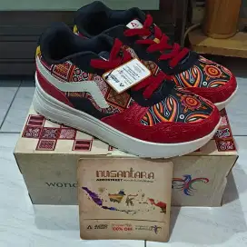 Sepatu Aerostreet Wonderful Indonesia Nusantara Sulawesi Size 41, 42
