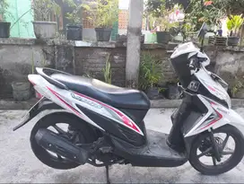JUAL HONDA VARIO 110 FI PUTIH TAHUN 2024 (INJEKSI) ISTIMEWA