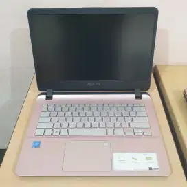 ASUS VIVOBOOK A407MA - N4000 - 8GB - SSD 255GB