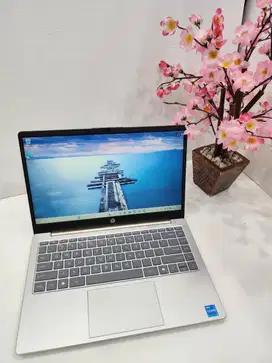 Laptop HP 14 EP0321TU Intel Core i3 1315U 4GB SSD 512GB