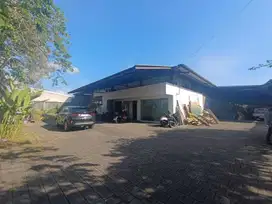 Gudang kapasitas besar area sidakarya