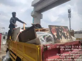 Jasa buang sampah kayu dan triplek