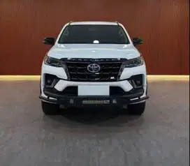 Toyota Fortuner VRZ GR Sport 2.8 AT Tahun 2022