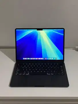 Macbook Air M3 2024 8/256 GB