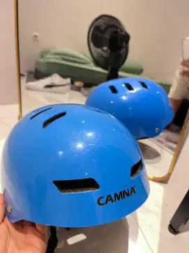 Helm sepeda camna