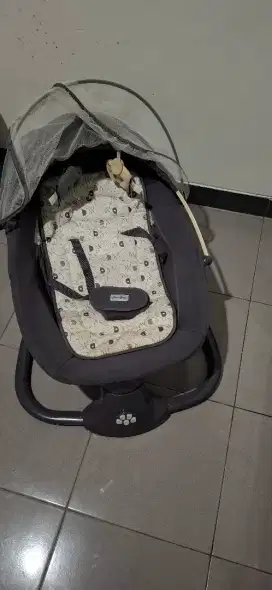 Bouncer cocolatte snuggli and swing (prelove)