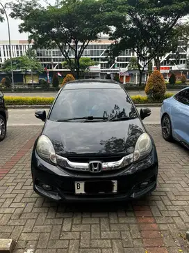 Honda Mobilio Hitam tipe E CVT (2014)
