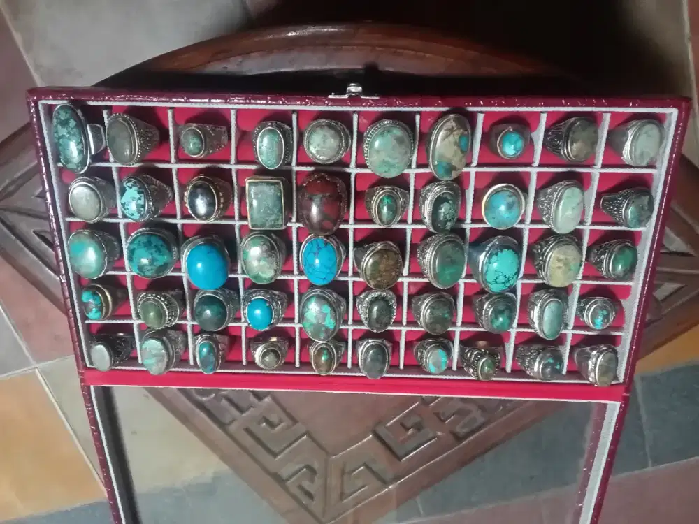 Batu pirus koleksi