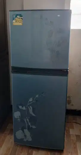 Kulkas SHARP 2 Pintu