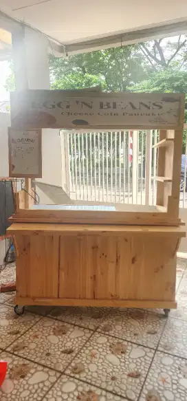 Dijual Cepat Booth dari Kayu Jati Belanda
