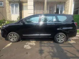 Innova reborn KM Low, 2.4V AT Hitam 2022