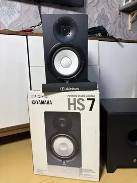 Speaker Yamaha H7 sepasang & Yamaha HS8S Subwofer Kondisi 99% Baru