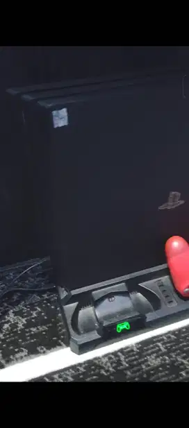 PS4 Pro 1 TB ori