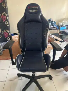 Kursi gaming St racing