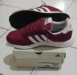 Sepatu Adidas Run 60s