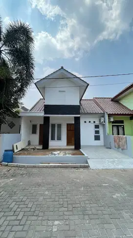 Rumah 2 Lt Bebas Banjir Dalam Cluster Oma Regency S8887