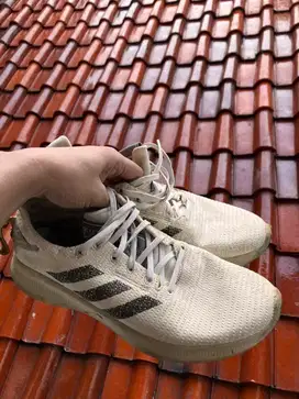 Sepatu Running Adidas Original