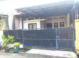 Disewakan rumah tinggal untuk keluarga lokasi strategis