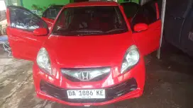 Dijual Mobil Honda Brio Satya 2014 Type S 1.2 (MANUAL) BBM Super irit