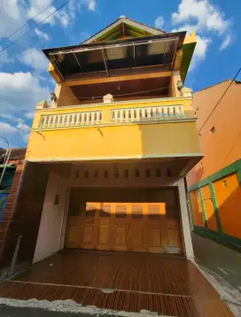 Dijual Rumah Mewah Nyaman Strategis Kokoh