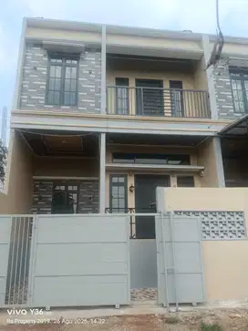 RUMAH 2 LANTAI AKSES STRATEGIS DEKAT JALAN UTAMA HANYA 460 JUTAAN